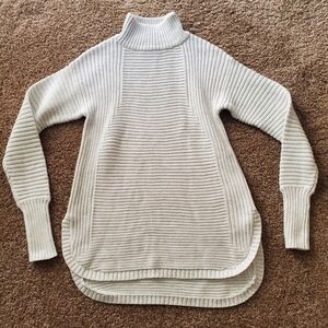 Dakini Sweater Size Small